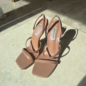 Nude Steve Madden Heels size 8
